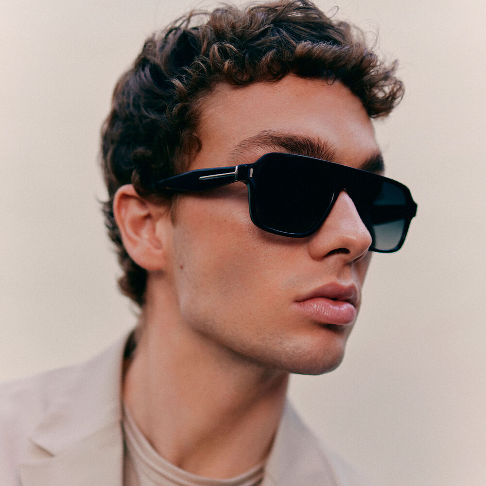 m&oacute; FRONT ROW CHAD SUN, , large