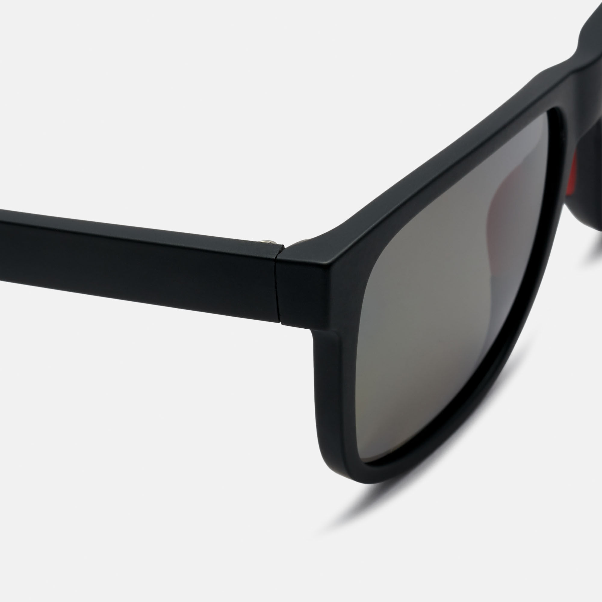 m&oacute; SLATER SUN