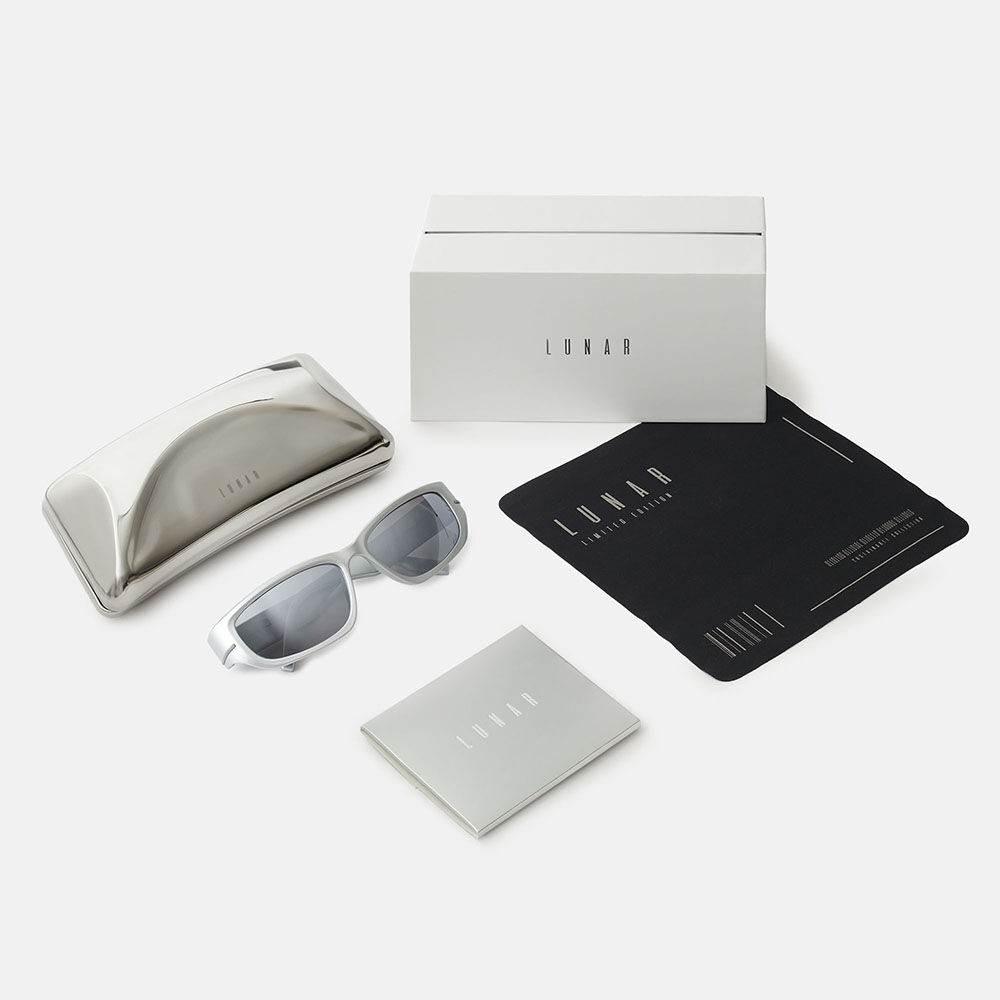 LUNAR 004. SUN, silver, large