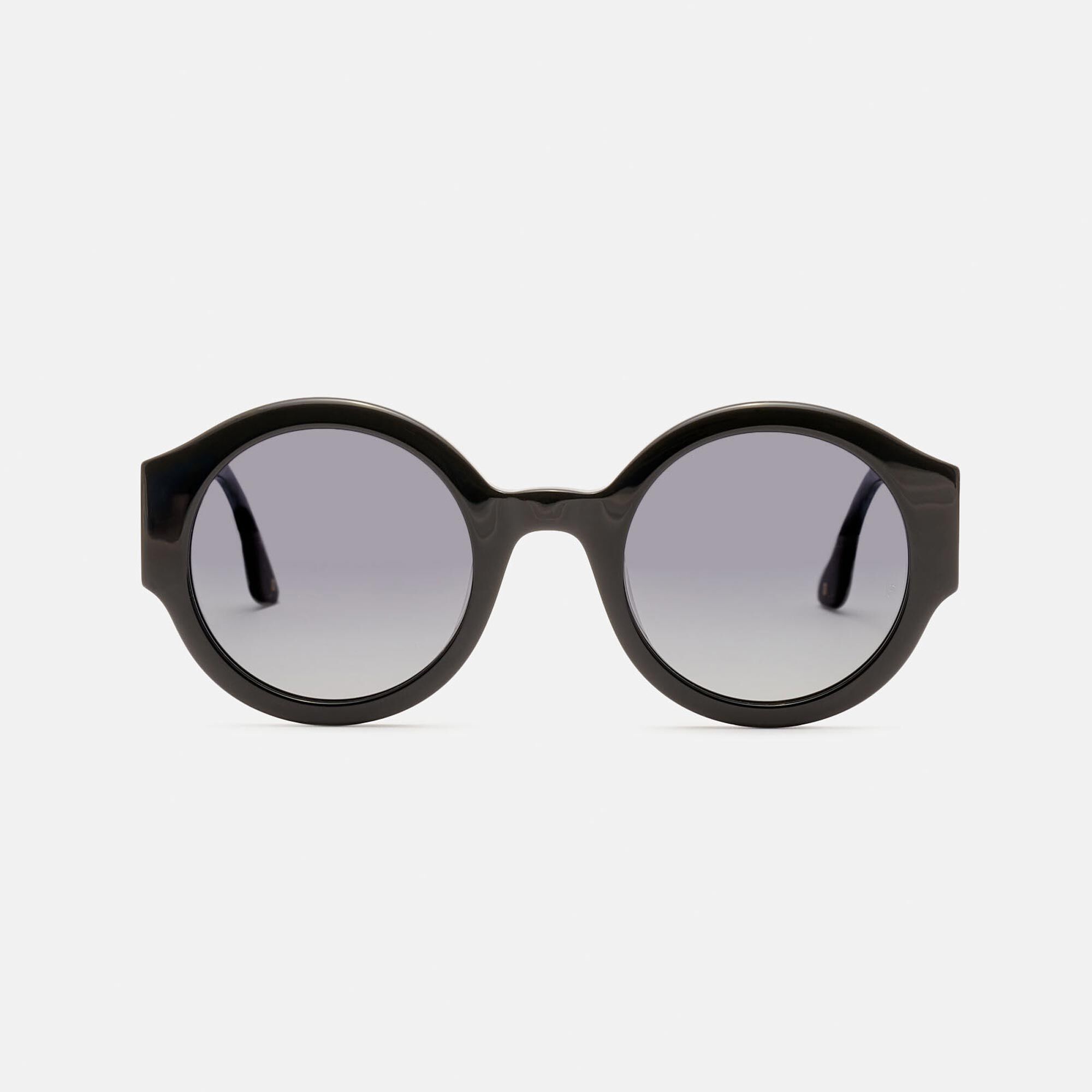 m&oacute; FRONT ROW KARLIE SUN