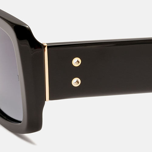 m&oacute; FRONT ROW IRINA SUN