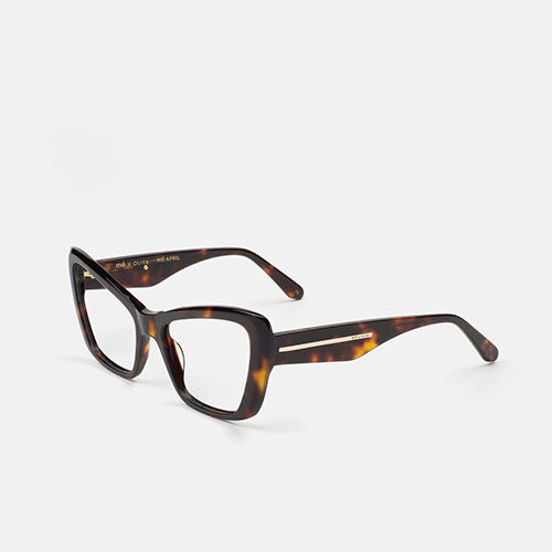 m&oacute; X OLIVA APRIL, carey, medium