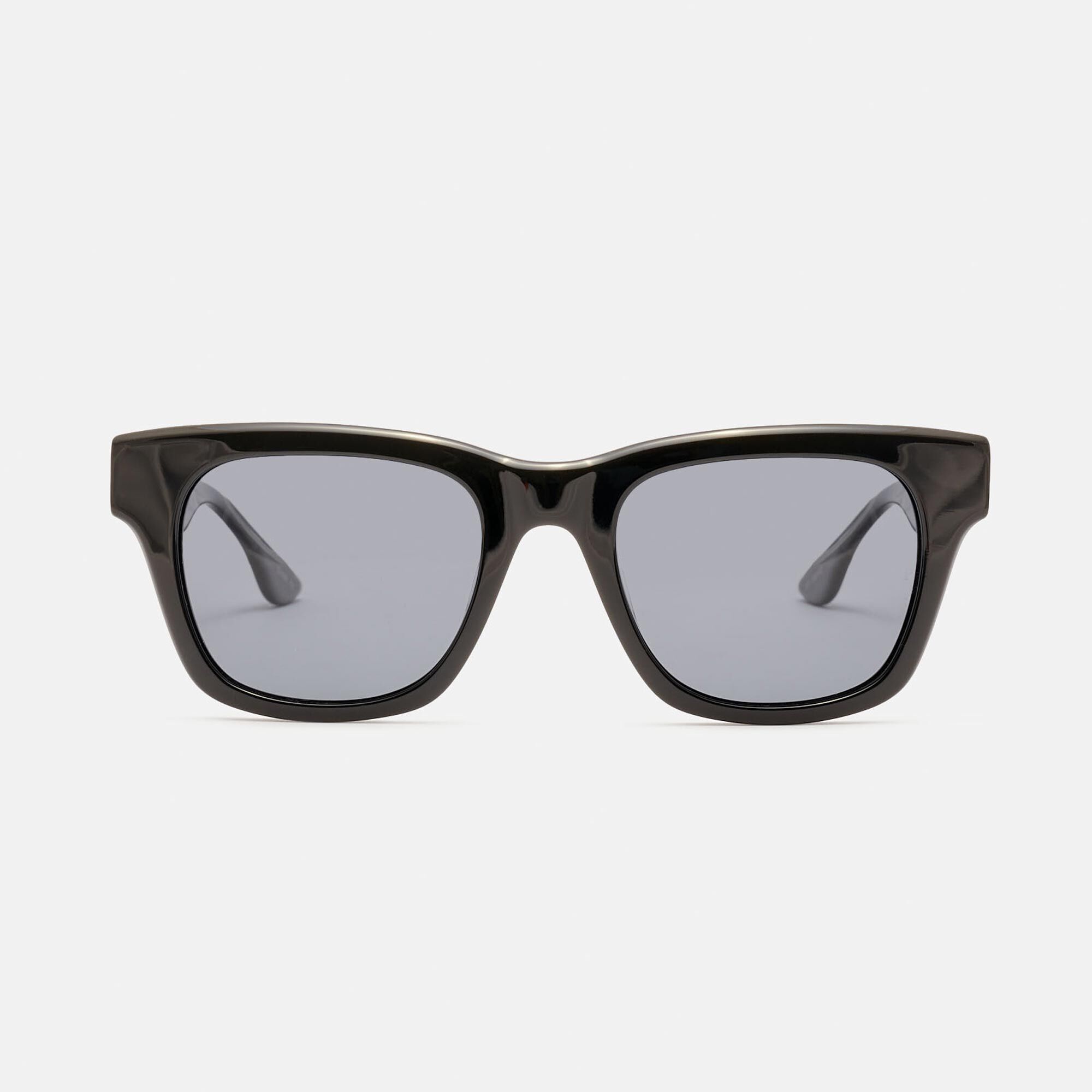 m&oacute; FRONT ROW SEAN SUN