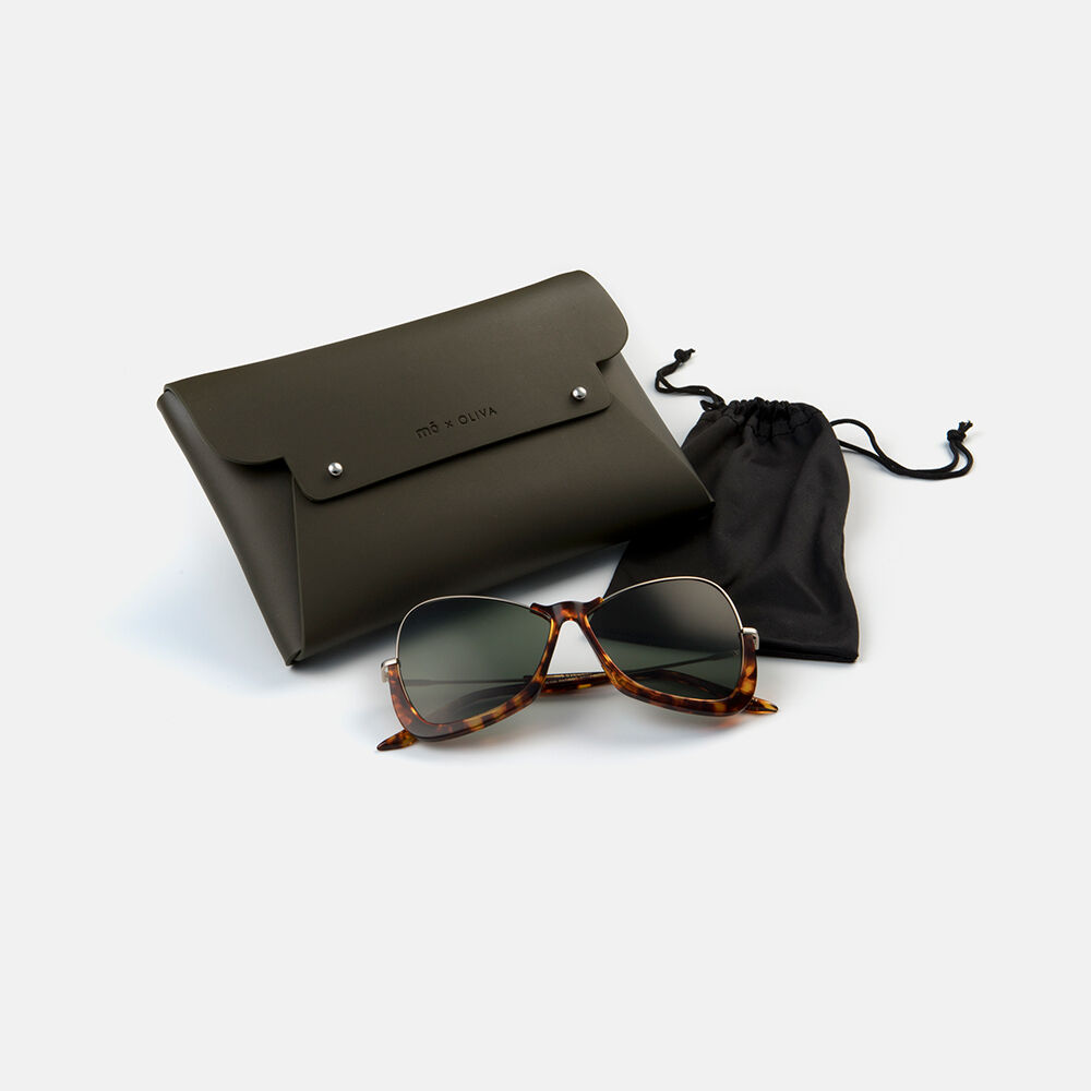 m&oacute; X OLIVA PARROT, , large