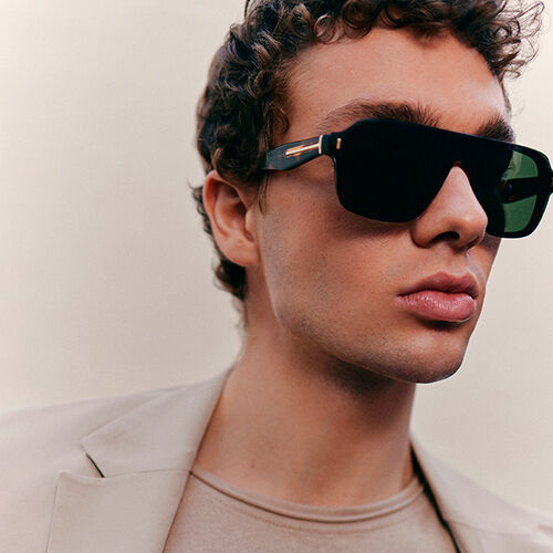 m&oacute; FRONT ROW CHAD SUN