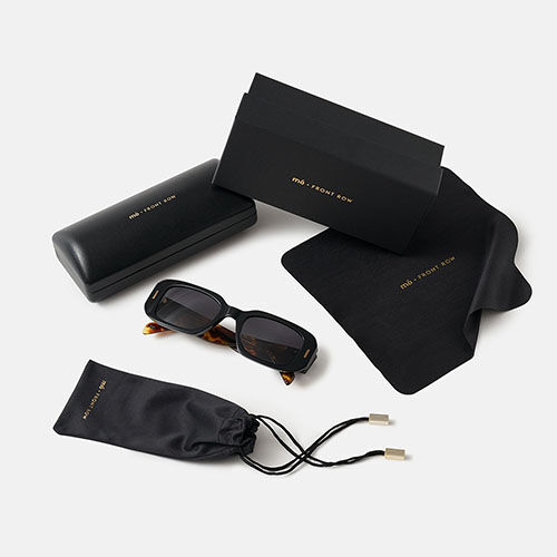 m&oacute; FRONT ROW PRINSLOO SUN