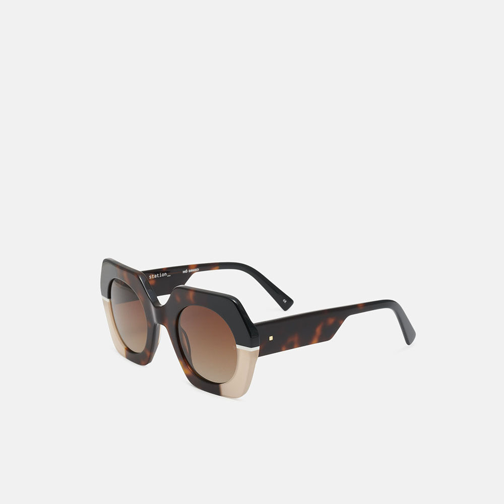 m&oacute; SIRKECI SUN, carey, large