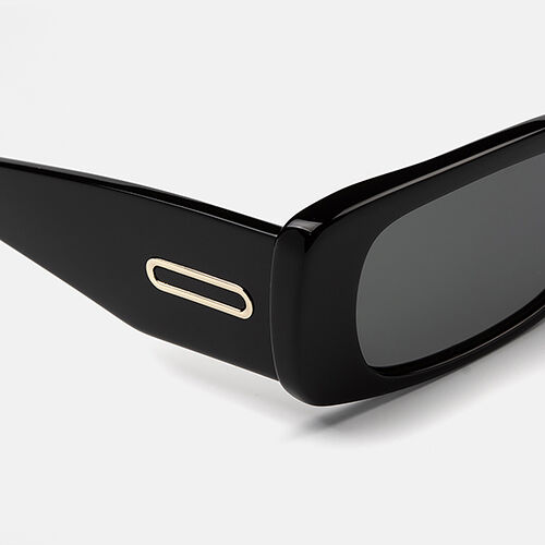 m&oacute; COLBERT SUN