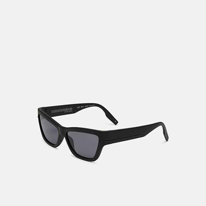 LUNAR 001. SUN, black LUNAR 001. SUN, black, medium