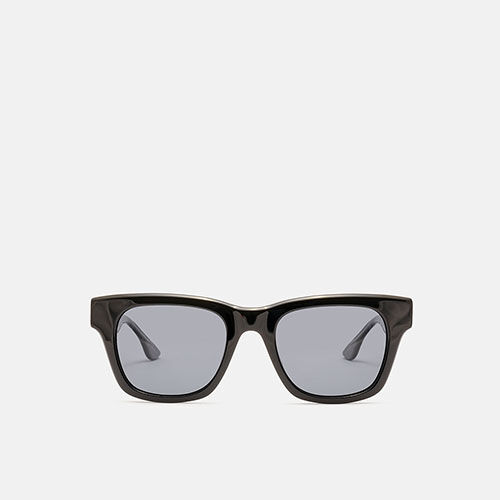 m&oacute; FRONT ROW SEAN SUN