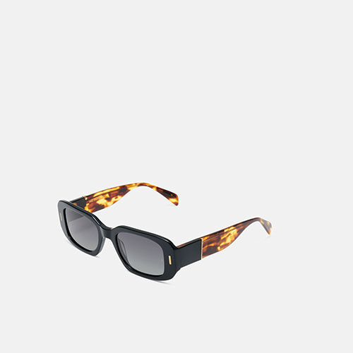 m&oacute; FRONT ROW PRINSLOO SUN