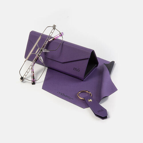 m&oacute; MOVERS AOYAMA