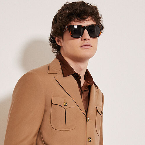 m&oacute; FRONT ROW SEAN SUN, carey, medium