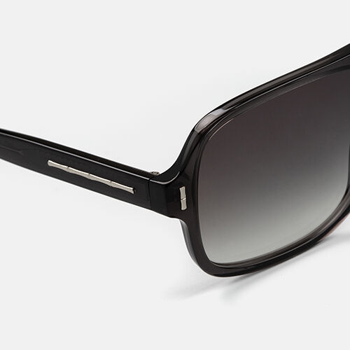 m&oacute; AVELLANEDA CADAQUES SUN