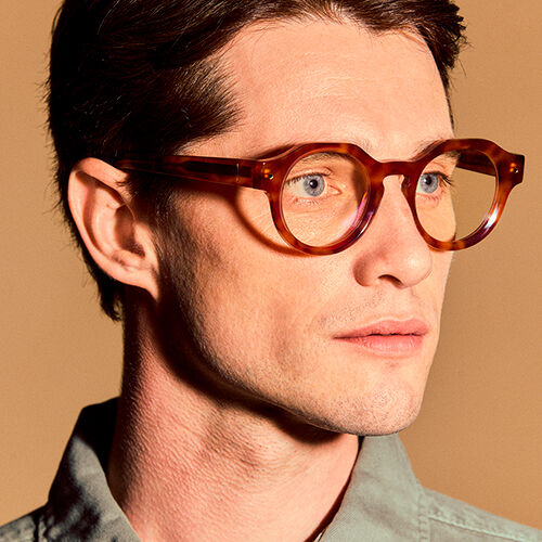 m&oacute; NIGELA, carey, medium