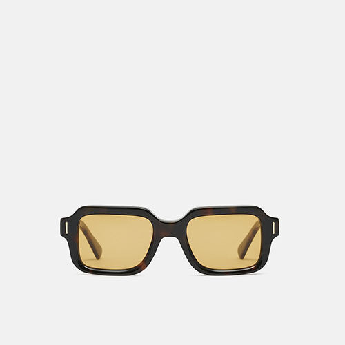 m&oacute; AVELLANEDA YVES SUN, carey, medium