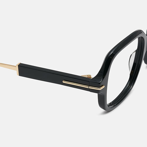 m&oacute; STUDIO 002