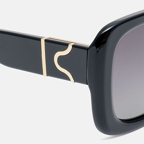 m&oacute; LARACHE SUN