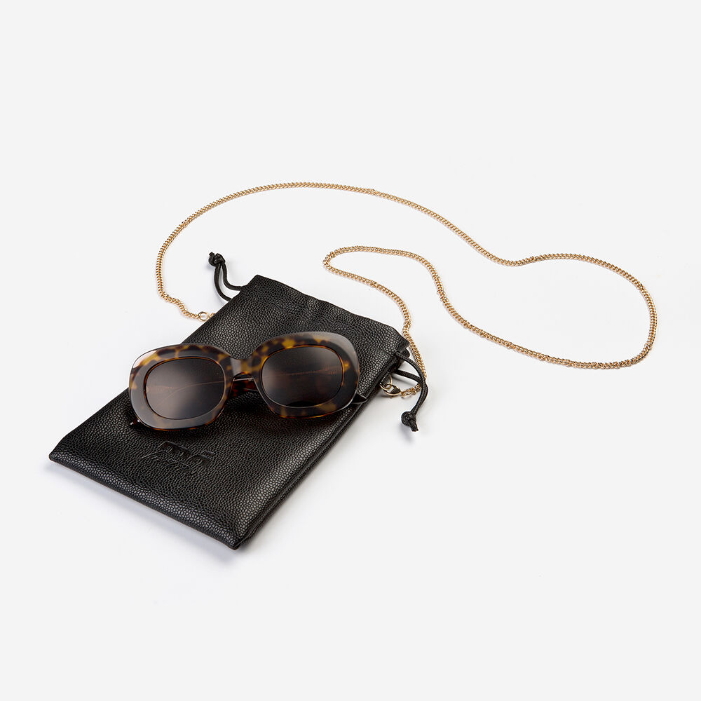 m&oacute; front row NAOMI, , large