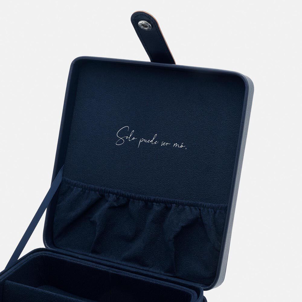 travel case blue, , large