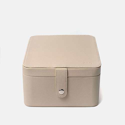 TRAVEL CASE BEIGE CLARO