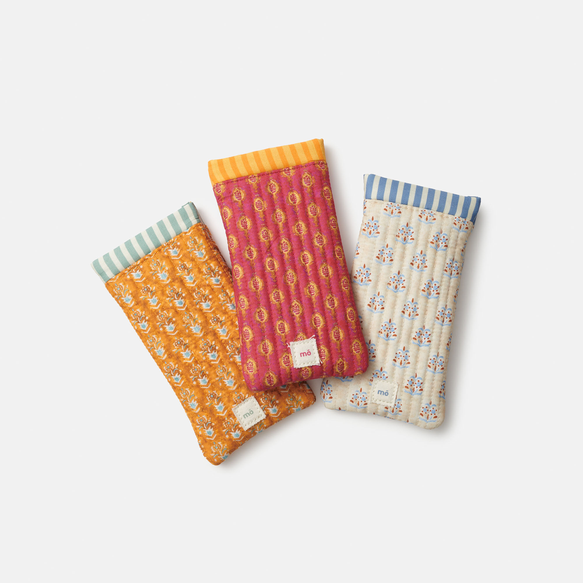 POUCH ACOLCHADO TAJ PRINT ROSA