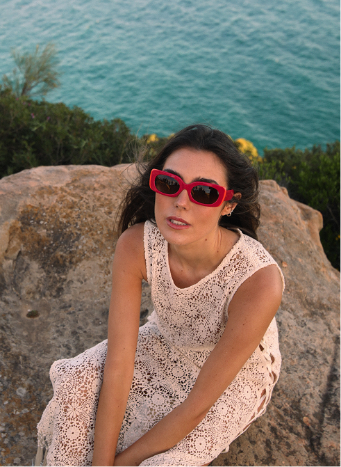 MÓ X Nonina - Modelo con gafas de la colección
