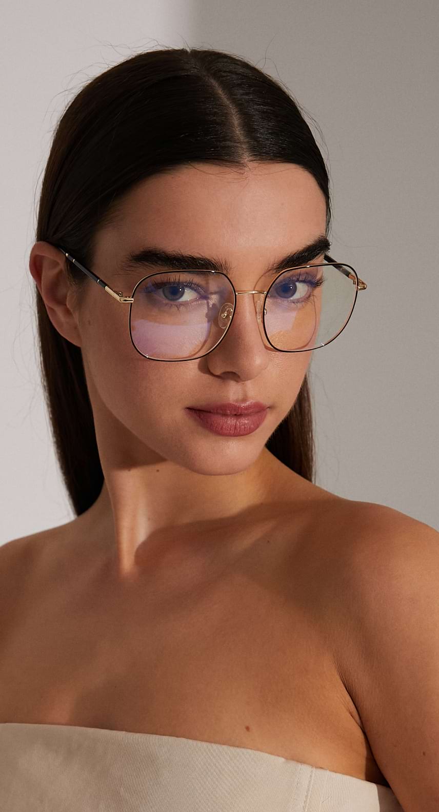Mó x SPSM  - Chica con las gafas de la colección