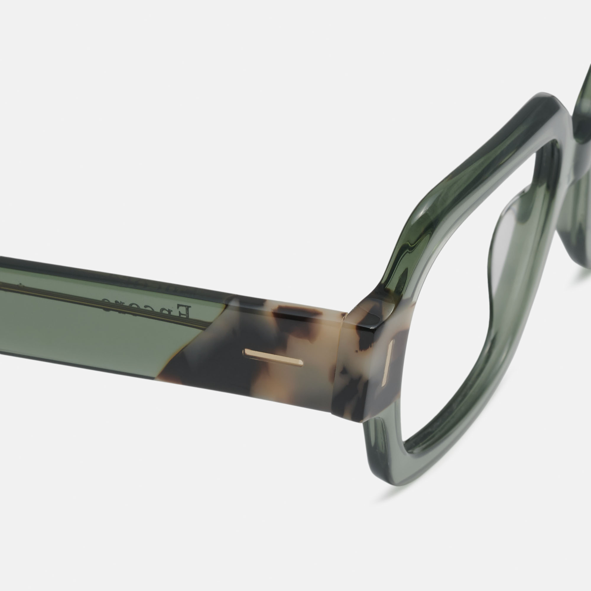 mó GRAY, green, hi-res