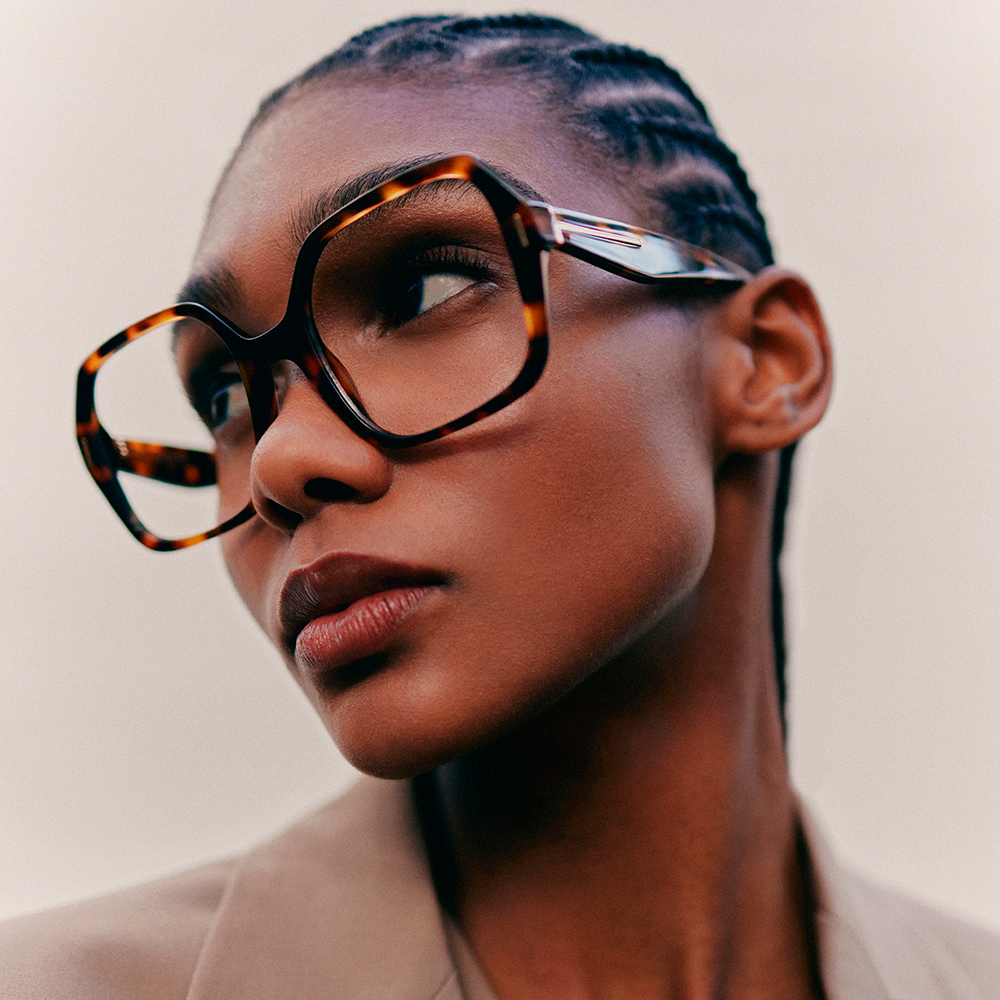 m&oacute; FRONT ROW ROSIE ON, carey, large image number 0