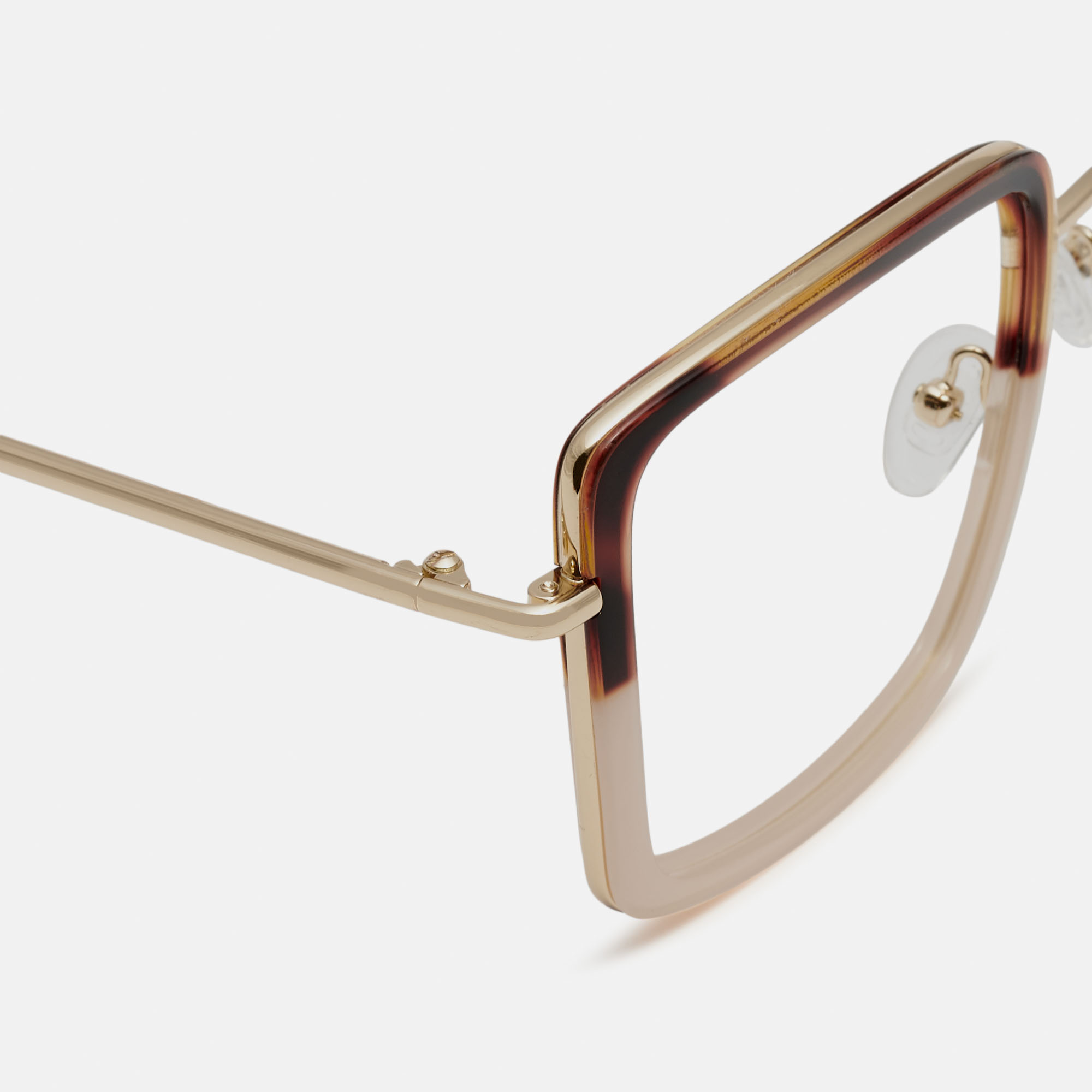 mó PROUVE, carey, hi-res