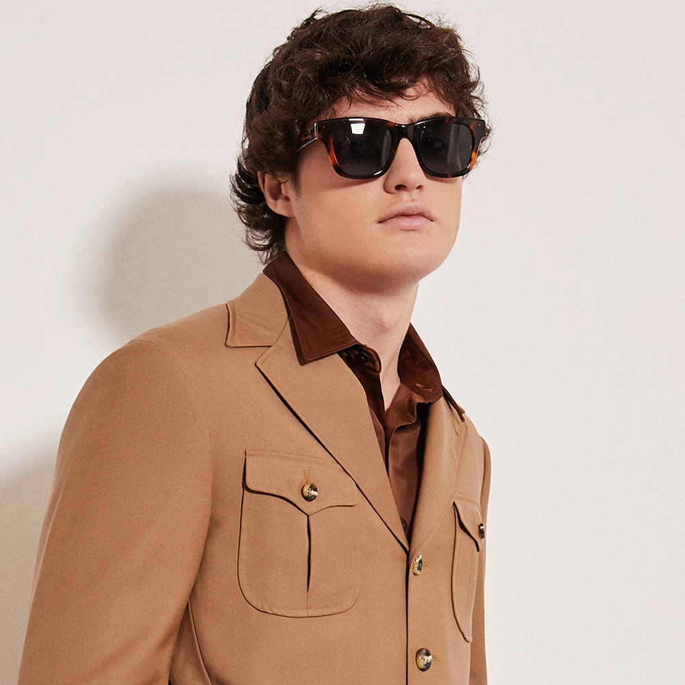 m&oacute; FRONT ROW SEAN SUN, carey, large image number 0