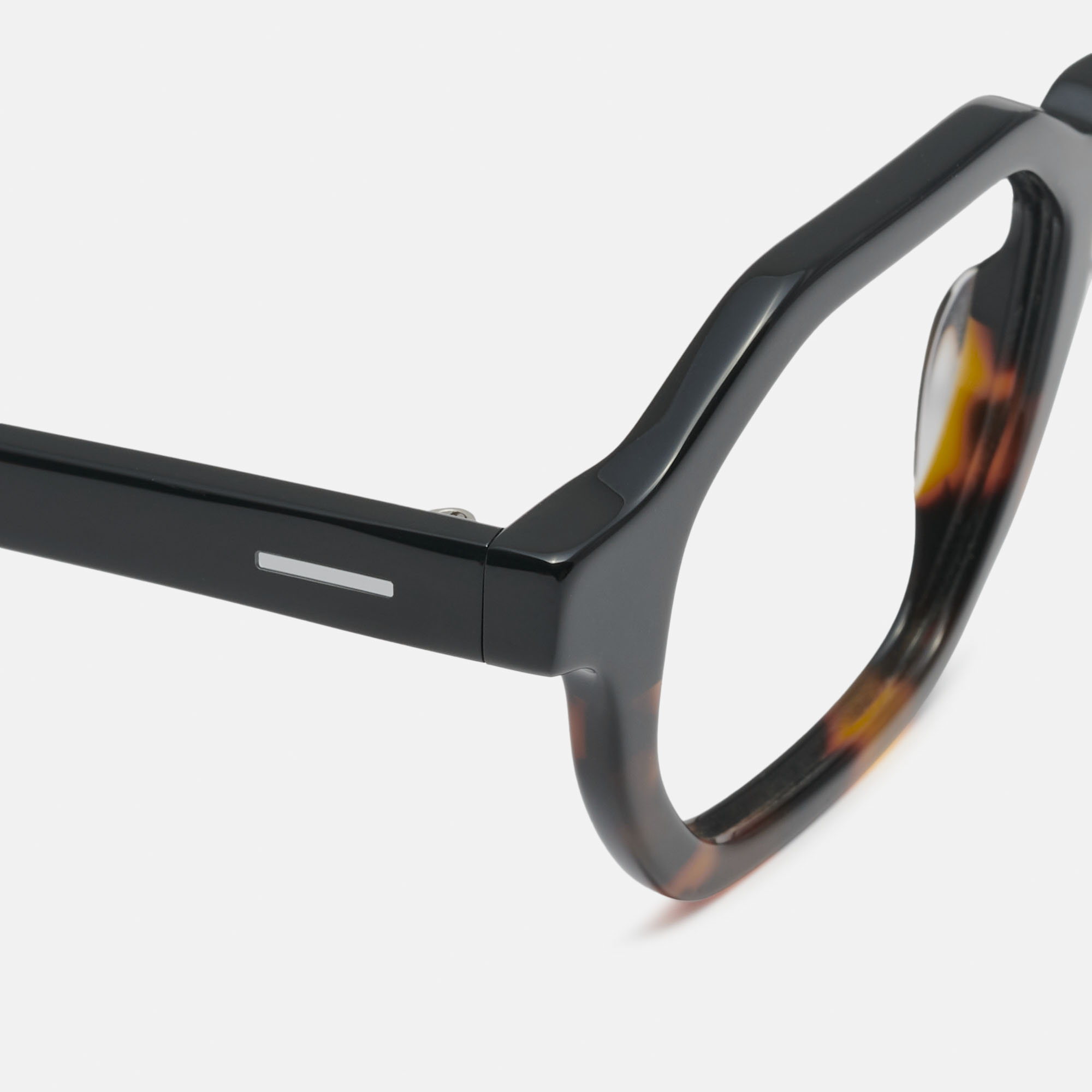 m&oacute; EAMES, black, hi-res