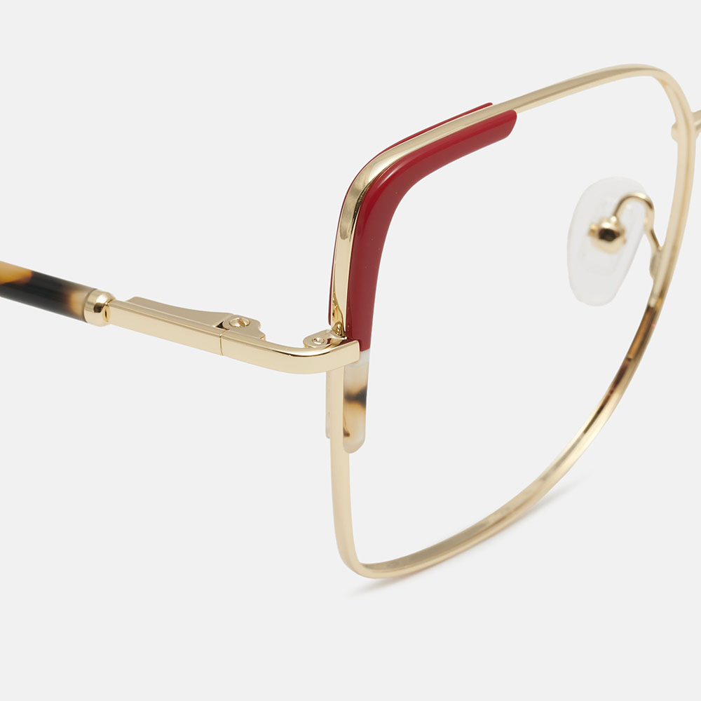 m&oacute; KOMSOMOLSKAYA, white carey, large image number 2