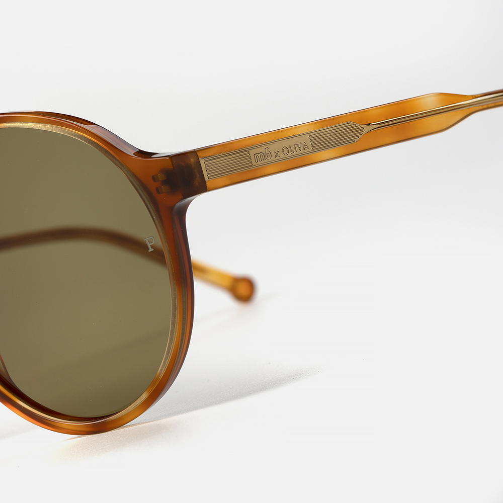 X OLIVA HUTTON SUN, carey, large image number 2