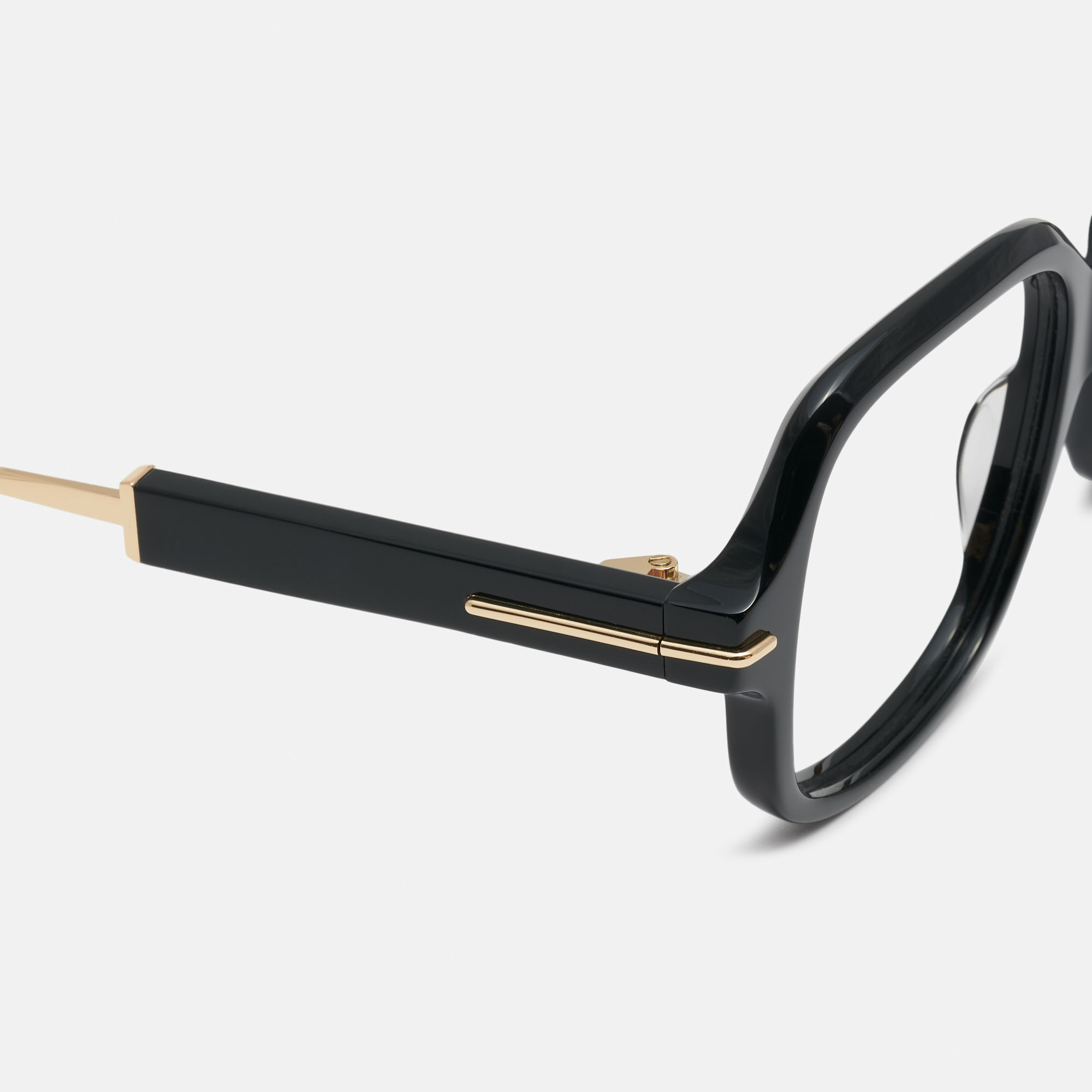 mó STUDIO 002, black, hi-res