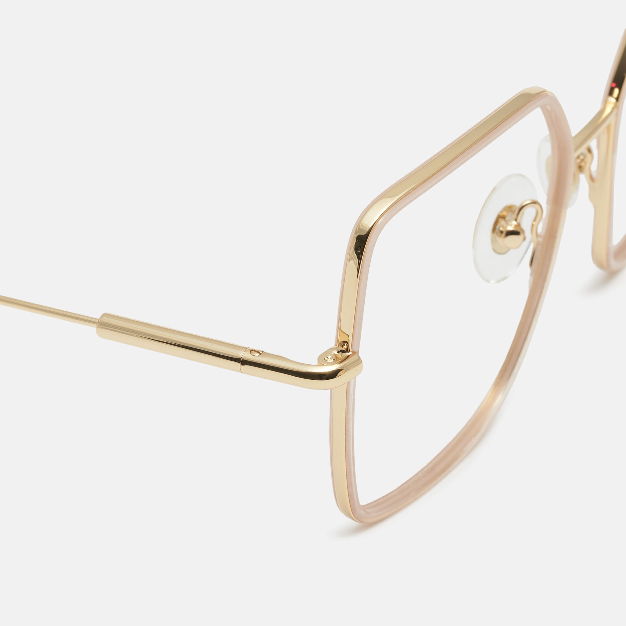 mó STUDIO 001, light brown, hi-res